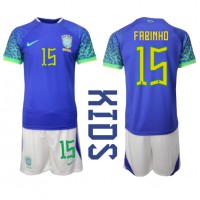 Billiga Brasilien Fabinho #15 Barnkläder Borta fotbollskläder till baby VM 2022 Kortärmad (+ Korta byxor)